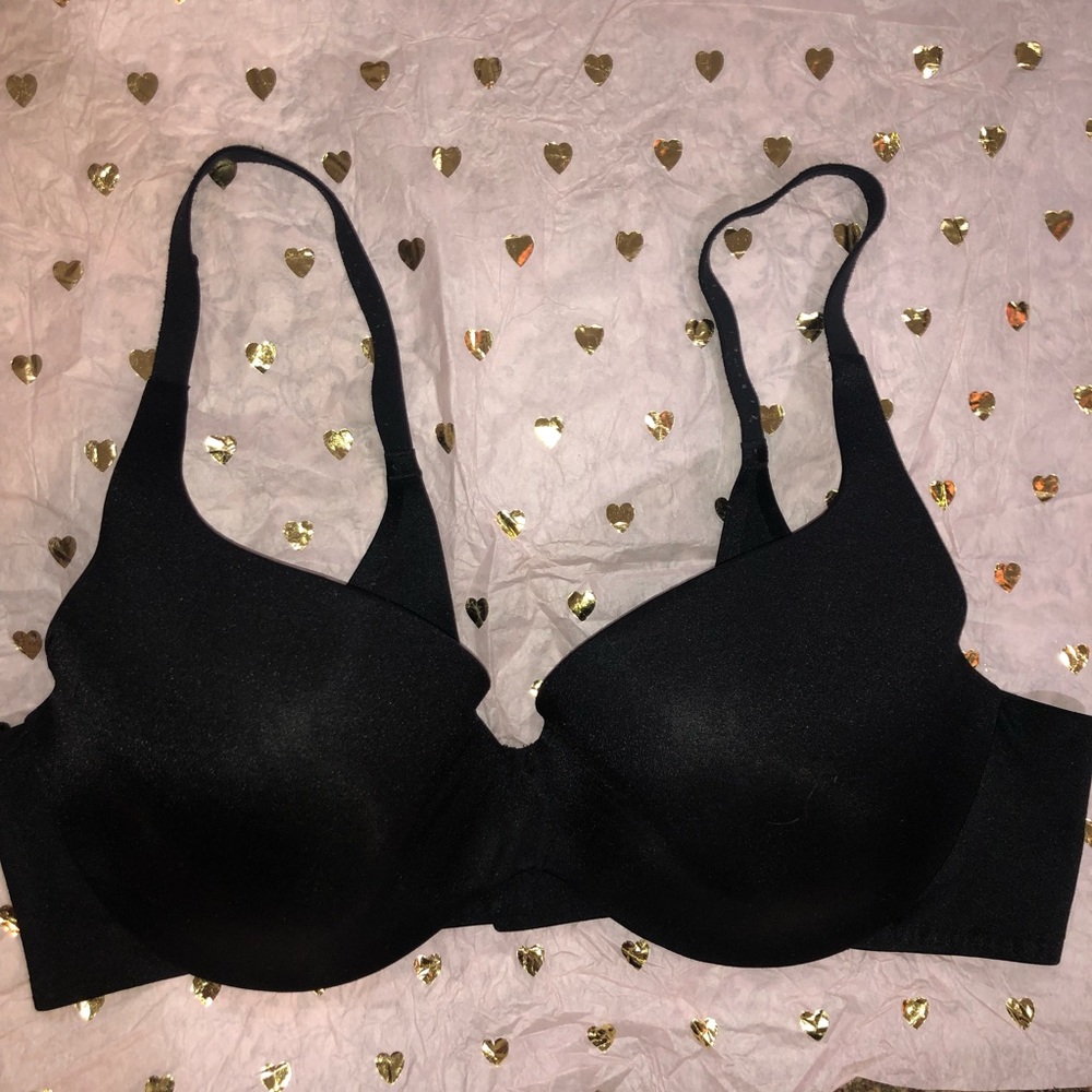 Victoria’s Secret T-shirt bra